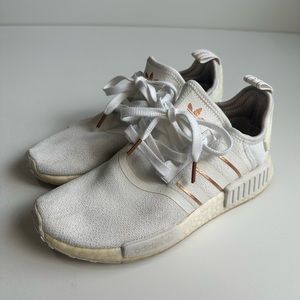 Adidas NMD Rose Gold Boost Women’s Size 8 pre-owned FW6434